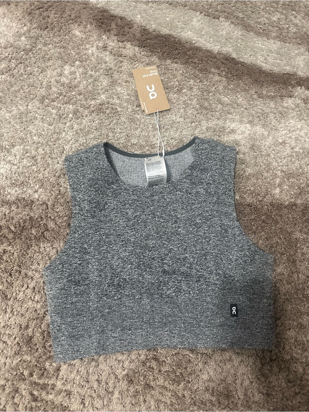 On clouds Studio Knit Crop